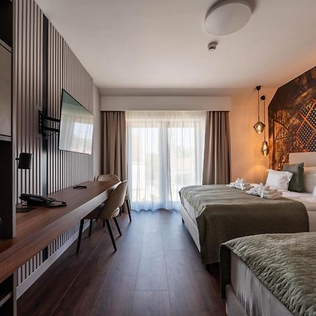 Rokusfalvy Borhotel Es Fogado Etyek Eksteriør bilde